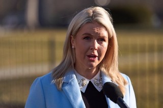 白宫称美军已打击逾2000个伊朗目标 暂无派遣地面部队计划