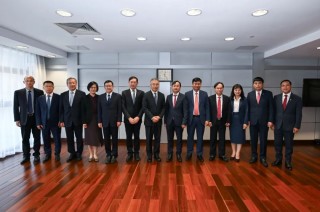 谷澍会见越南农业与农村发展银行董事长苏辉雨