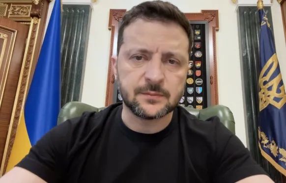 泽连斯基猛批美国:软弱!连俄罗斯都不敢提 第1张 泽连斯基猛批美国:软弱!连俄罗斯都不敢提 第1张