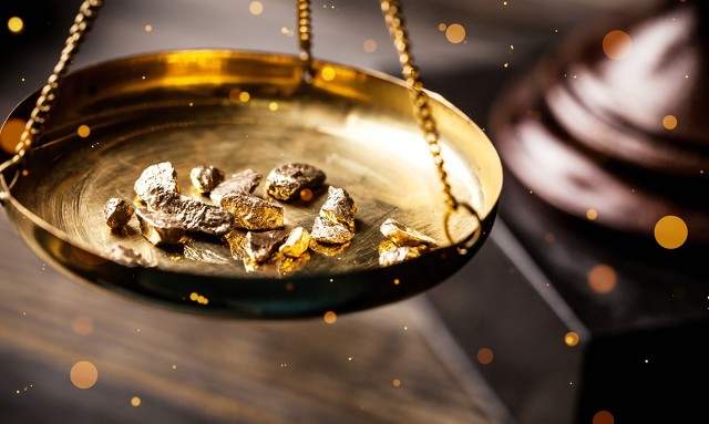 如何看待金属期货价格峰值？价格峰值对投资策略有何影响？  第1张