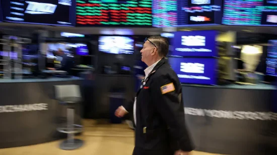 午盘：美股涨跌不一 纳指与标普指数转跌  第1张