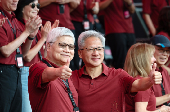 英伟达CEO希望台积电供应更多晶圆 以满足强劲的AI需求 第1张 英伟达CEO希望台积电供应更多晶圆 以满足强劲的AI需求 第1张