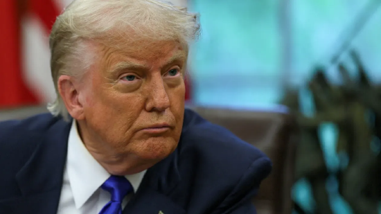 特朗普在委内瑞拉问题与医疗保健议题上遭遇阻力,部分共和党人倒戈反对 第1张 特朗普在委内瑞拉问题与医疗保健议题上遭遇阻力,部分共和党人倒戈反对 第1张