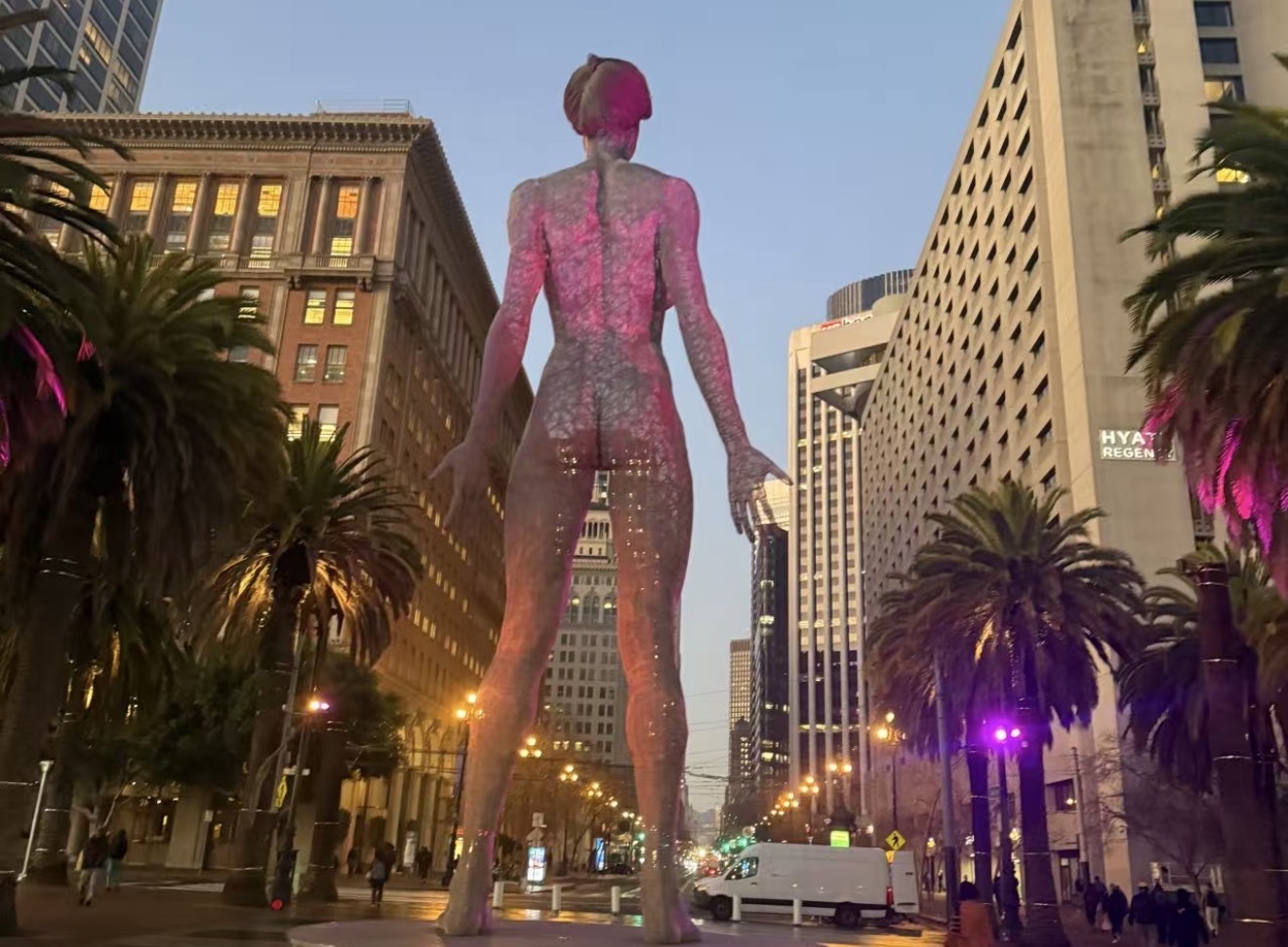 外企高管转型中国创新药“推销员”，黄仁勋也来共享顶级资本盛宴  第2张