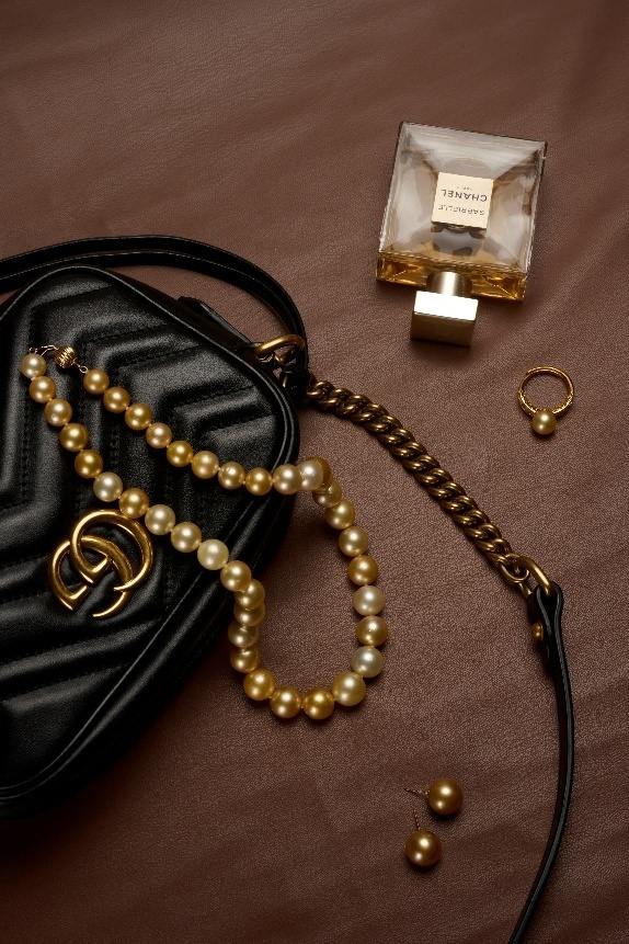 一件珠宝点亮春日场景，MiNG名皇珠宝以“天然质感”回应穿搭需求  第2张