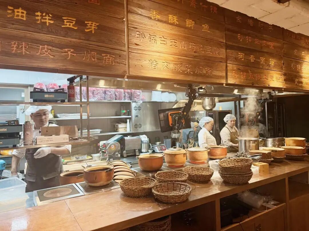 贾国龙创办新品牌,人均消费40元至50元,本人回应:不会放弃西贝,但要关一部分店,希望承接部分员工 第2张 贾国龙创办新品牌,人均消费40元至50元,本人回应:不会放弃西贝,但要关一部分店,希望承接部分员工 第2张