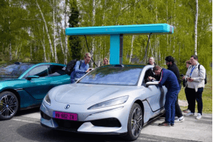 比亚迪闪充站:腾势欧洲上市的“隐藏王牌” 第1张 比亚迪闪充站:腾势欧洲上市的“隐藏王牌” 第1张